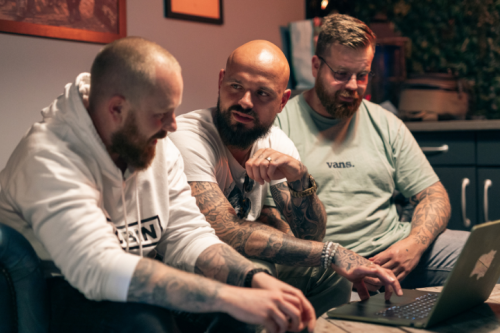 find the best tattoo studio to work at